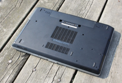 Dell Latitude E6520 Core i5 2520M, 4GB ram, 250GB HDD, 15.6-inch