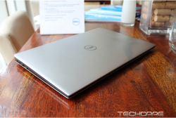 DELL XPS 13-9350 | Core i7-6560u | Ram 8gb | SSD 256gb | Card: Intel HD Graphics 520