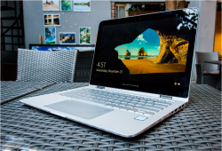 Spectre X360G1 core i7 5600U Ram 8GB | SSD 256GB |13.3 inch (2560x1440) cảm ứng