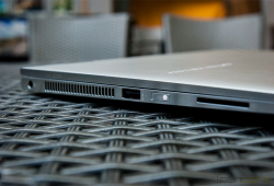 Spectre X360G1 | Core i7 6500U | Ram 8GB | SSD 256GB |13.3 inch 2k cảm ứng