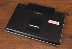 Dell latitude e6540 | Core i5- 4300U | Ram: 4GB| Ổ cứng: HDD 320GB | Card: VGA ATI Radeon 8790M | Màn hình: 15inch 