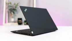 Lenovo ThinkPad X1 Carbon Gen5 |Core I5 6300 | Ram 8GB  | SSD 256 GB | intel HD Graphics | 14inch FHD
