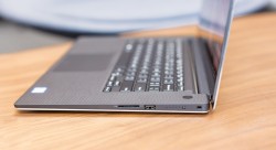 DELL XPS 15 7590 | Intel Core I7 9750H | Ram 8GB| NVIDIA GTX 1650 | SSD 256GB | 15,6inch FHD