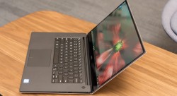 DELL XPS 15 7590 | Intel Core I7 9750H | Ram 8GB| NVIDIA GTX 1650 | SSD 256GB | 15,6inch FHD