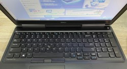 DELL PRECISION 7520 | Intel Core i7 7920HQ | 8GB | Nvidia Quadro M2200M | SSD 256GB  | 15,6inchFHD cảm ứng