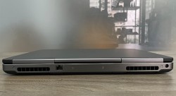DELL PRECISION 7520 | Intel Core i7 7920HQ | 8GB | Nvidia Quadro M2200M | SSD 256GB  | 15,6inchFHD cảm ứng