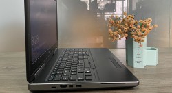DELL PRECISION 7520 | Intel Core i7 7920HQ | 8GB | Nvidia Quadro M2200M | SSD 256GB  | 15,6inchFHD cảm ứng