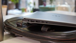 DELL Precision 5520 | intel Core i7 6820HQ | 8GB | NVIDIA QUADRO M1200 | SSD 256GB  | 15,6inch FHD