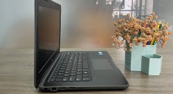 Dell Latitude 3380 | Core i3-6006U | 4GB | Intel HD Graphics 520 | SSD 128GB | 13,3 inch HD