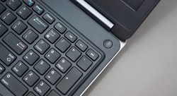 DELL PRECISION 7520 | Core I7 7820HQ | 16GB | Nvidia Quadro M1200 | SSD 256GB | 15.6 inch FHD