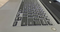 DELL Inspiron 7460 | Intel Core I5 7200U | 8GB | SSD 256GB | Intel HD Graphics | 14inch FHD