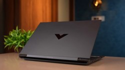 (NEW) HP VICTUS | Core i5 11400H | Ram 8GB | Nvidia Geforce RTX 3050 | SSD 256GB | 16.1inch FHD
