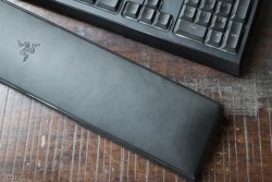 Bàn phím Razer Ornata Chroma 