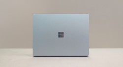 (New FullBox) Surface Laptop Go | Intel i5-1035G | 8GB | 128GB | 12.4inch Touchscreen