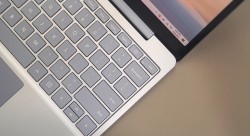 (New FullBox) Surface Laptop Go | Intel i5-1035G | 8GB | 128GB | 12.4inch Touchscreen