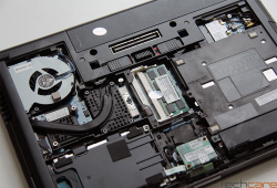 HP Elitebook 8470W Core i5-3320M ,4GB RAM, 320GB HDD, VGA AMD Radeon HD 7500M/7600M